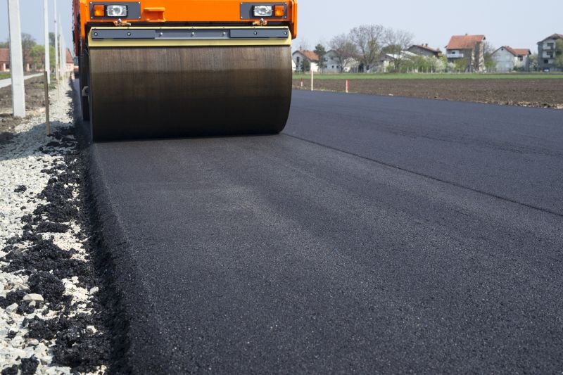 Compacting Asphalt